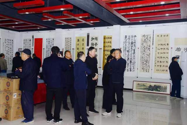 郸城县书画院“学习二十大 奋进新征程”精品书画展开幕